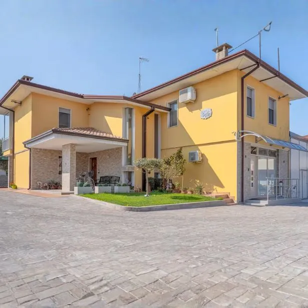 B&B Castiglione delle Stiviere - Home Sweet Home - Facciata esterna